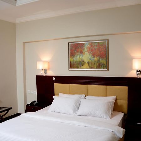 Check Inn Hotel Abuja Esterno foto