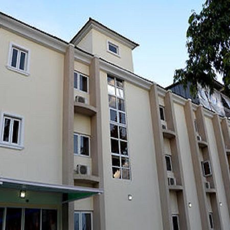 Check Inn Hotel Abuja Esterno foto