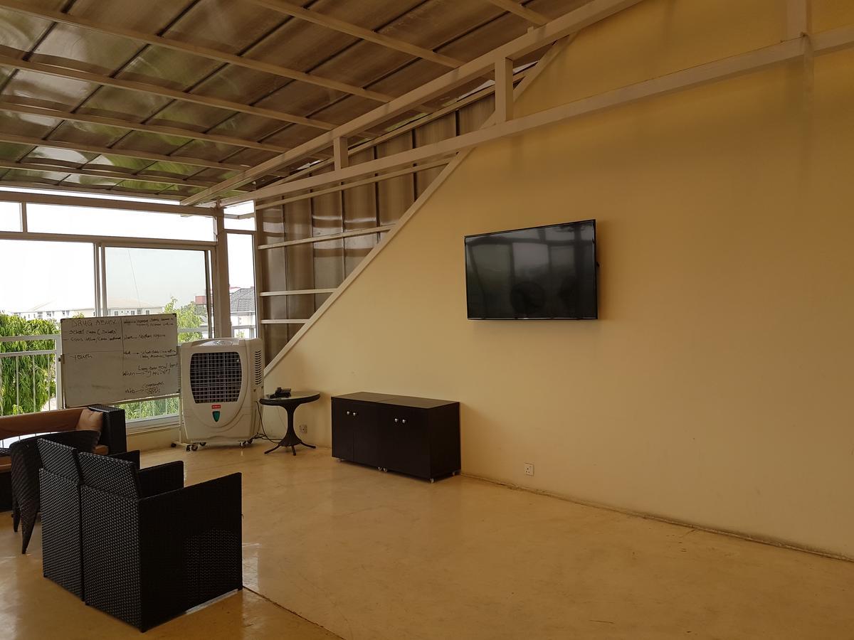 Check Inn Hotel Abuja Esterno foto