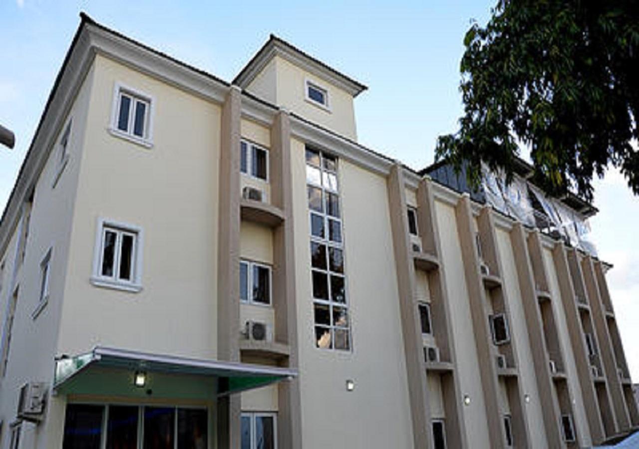 Check Inn Hotel Abuja Esterno foto