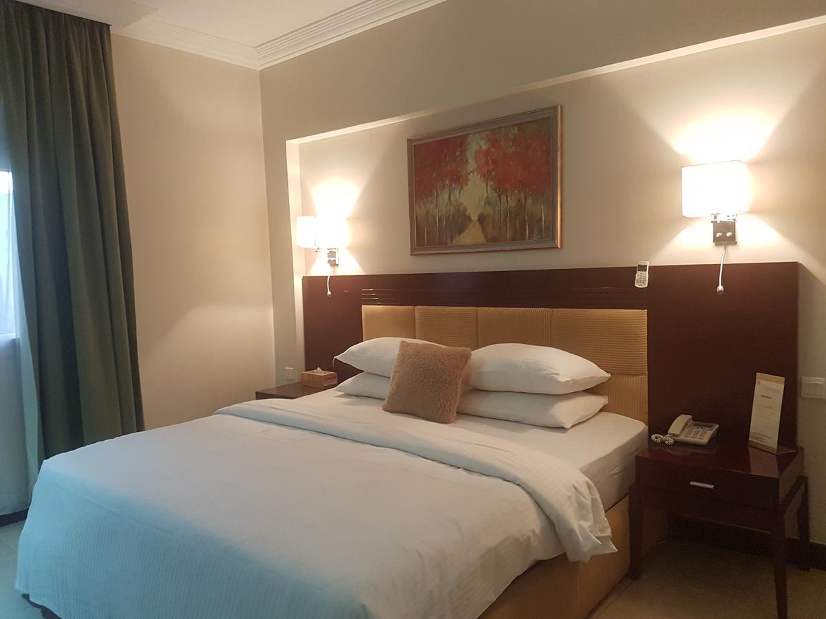 Check Inn Hotel Abuja Esterno foto