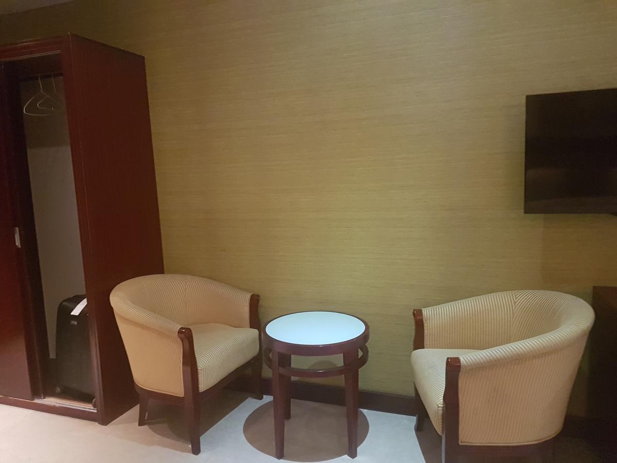 Check Inn Hotel Abuja Esterno foto